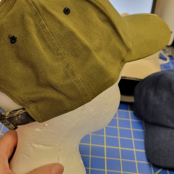 Mossy Oak Hilton Enterprises Camo & Green Adjustable Cap Hat - Picture 5 of 8